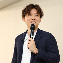 前川 雅治 氏